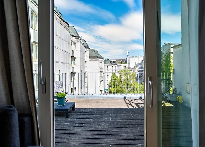 Viennas Mariahilfer Mile - Terrace Hideaway * Wenen